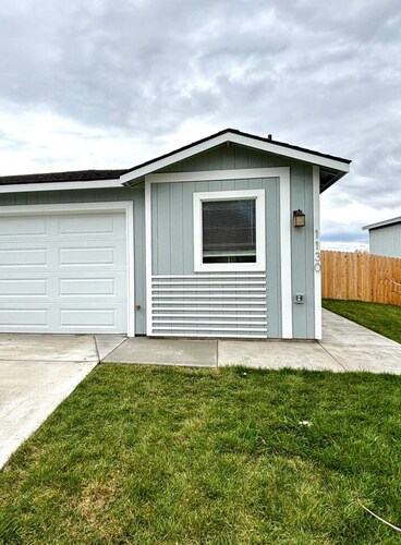New Townhouse Near Highway