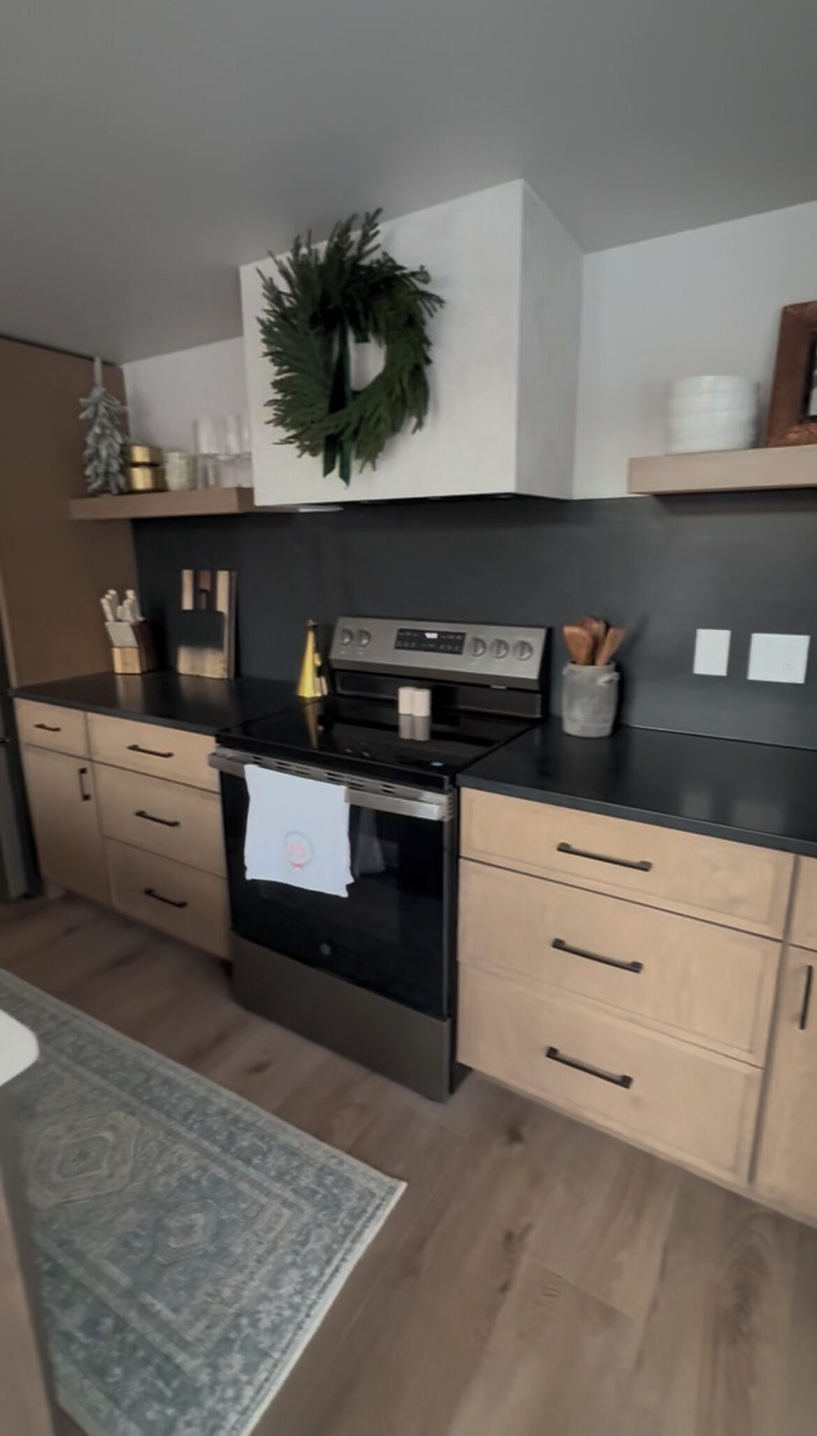 Four, plaque de cuisson, lave-vaisselle