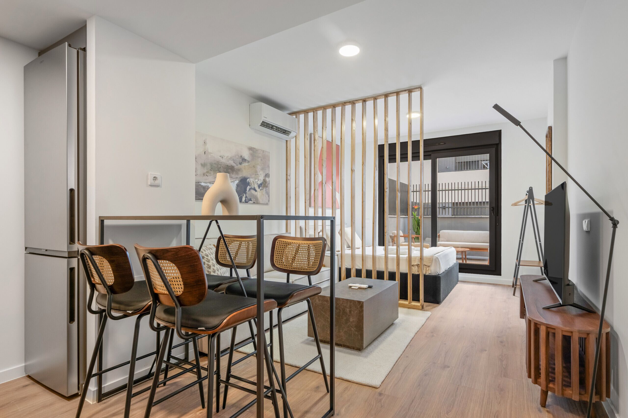 1 slaapkamer, een strijkplank/strijkijzer, gratis wifi, beddengoed