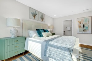 3 bedrooms, iron/ironing board, travel cot, free WiFi
