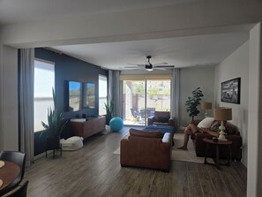 Living area - Charming San Tan Retreat Close to Trails & Shops (San Tan Valley)