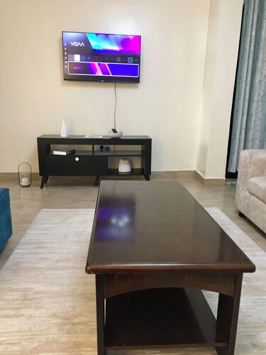  1 bedroom apartment in Nairobi with close proximity to shopping malls, JKIA
