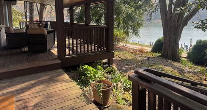 Carolina Cottage- Private lakefront retreat in Mountain Rest, SC