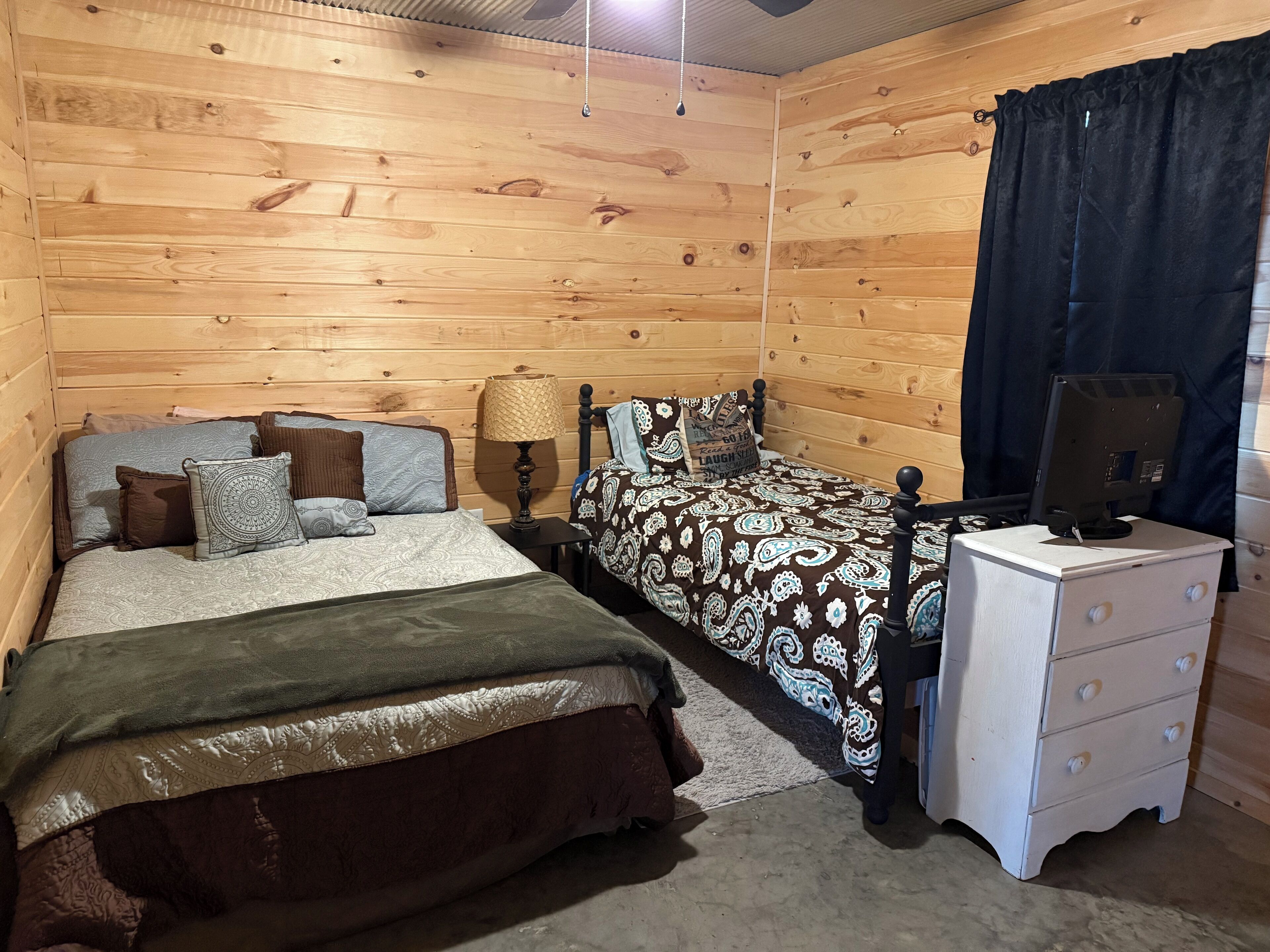 3 bedrooms, WiFi, bed sheets