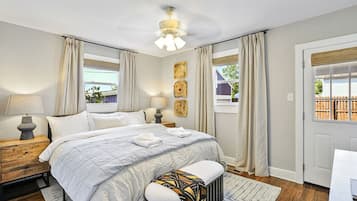 5 habitaciones, tabla de planchar con plancha, wifi y ropa de cama