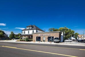 Exterior - Lulu`s Loft ~ Walk to Food & Drinks | 5 min to DT (Knoxville)