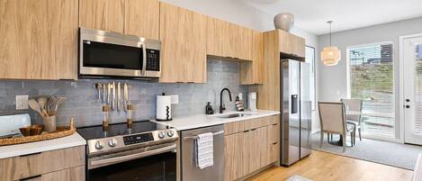 Fridge, microwave, oven, dishwasher