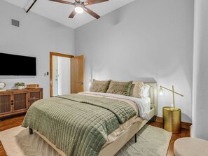 2 chambres, fer et planche à repasser, Wi-Fi, draps fournis