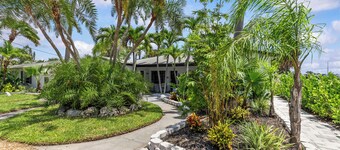 Pineapple point newly renovated unit September 2025 heated pools