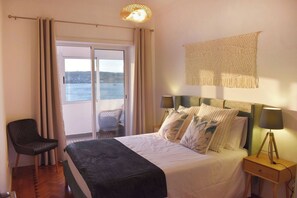 Unclassified image, 3 of 28, button - Flat in Cacilhas – Lisbon Stunning River Views (Almada)
