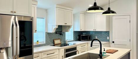 Mikrowelle, Geschirrspüler