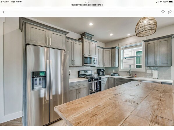 Microwave, stovetop, dishwasher