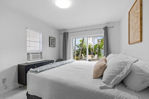 1 bedroom, WiFi, bed sheets
