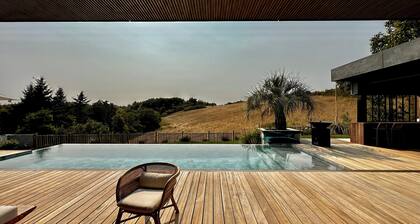 Villa YUKA avec piscine à débordement, vue campagne · EVJF · 10min Futuroscope