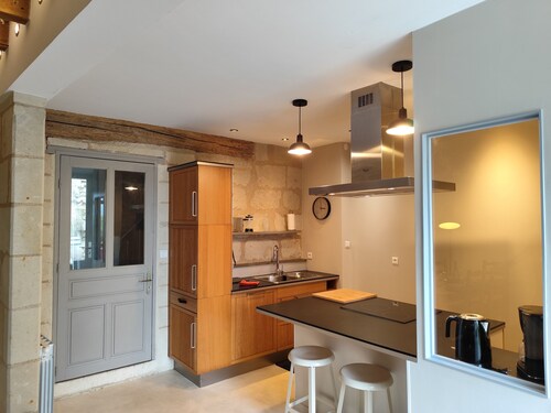 The peaceful living room with troglodyte courtyard