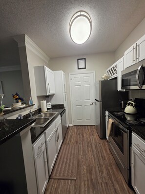 Microwave, oven, stovetop, dishwasher