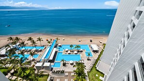 Comfort Condo, 2 Bedrooms, Balcony, Beach View | Beach/ocean view