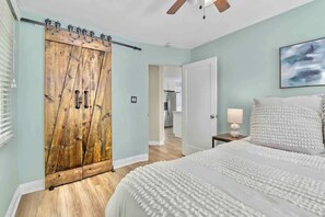 2 bedrooms, iron/ironing board, travel cot, WiFi