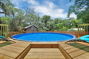 Pool - Bamboo & Pearl Coastal Getaway - Firepit - Minutes to Nights of Lights (St. Augustine)