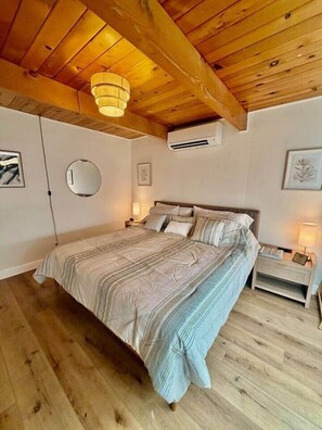 4 chambres, fer et planche à repasser, Wi-Fi gratuit, draps fournis