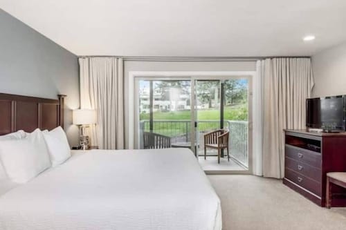 Bayside King Ocean Front Island Views