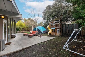 House - Entire 3br House With Playground (Palo Alto)
