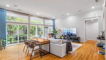 Nhà | 5 phòng ngủ