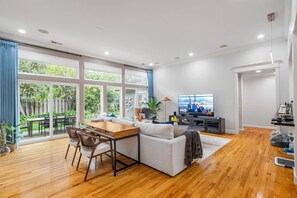 House | 5 bedrooms - Cozy Modern House in Palo Alto (Palo Alto)