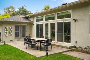 House | 5 bedrooms - Cozy Modern House in Palo Alto (Palo Alto)