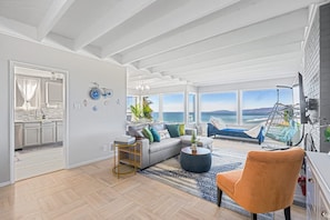4 bedrooms