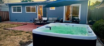 3B Achome Parking Wifi Fully Fenced Yard Jacuzzi