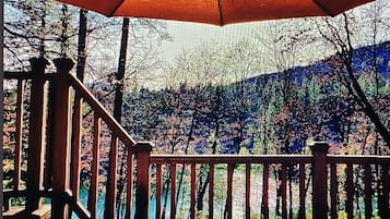 Tina de hidromasaje al aire libre