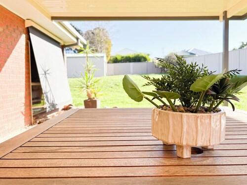 30 Kimberley Drive, Tatton