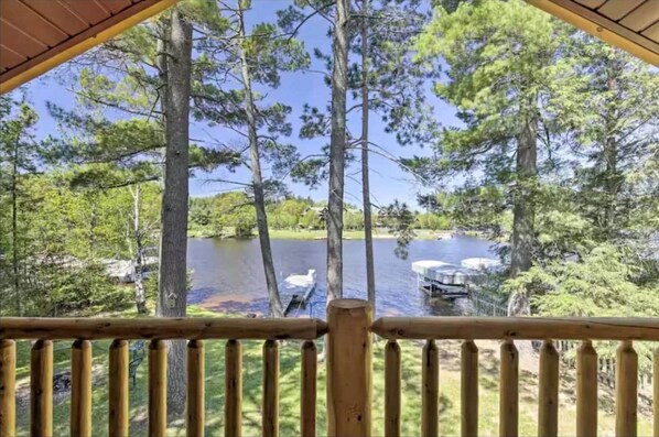 Property grounds - Perfect for Snowmobilers or Ice Fishermen! New Winter rates! (Eagle River)