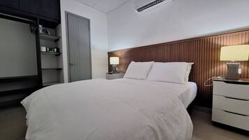 1 間睡房、熨斗/熨衫板、上網、床單