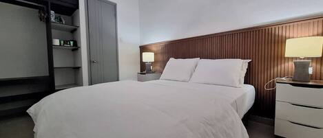 1 chambre, fer et planche Ă repasser, accĂšs Ă Internet, literie fournie