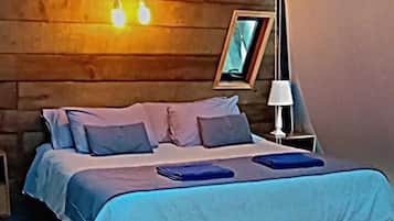 Deluxe Double Room, Patio, Pool View
