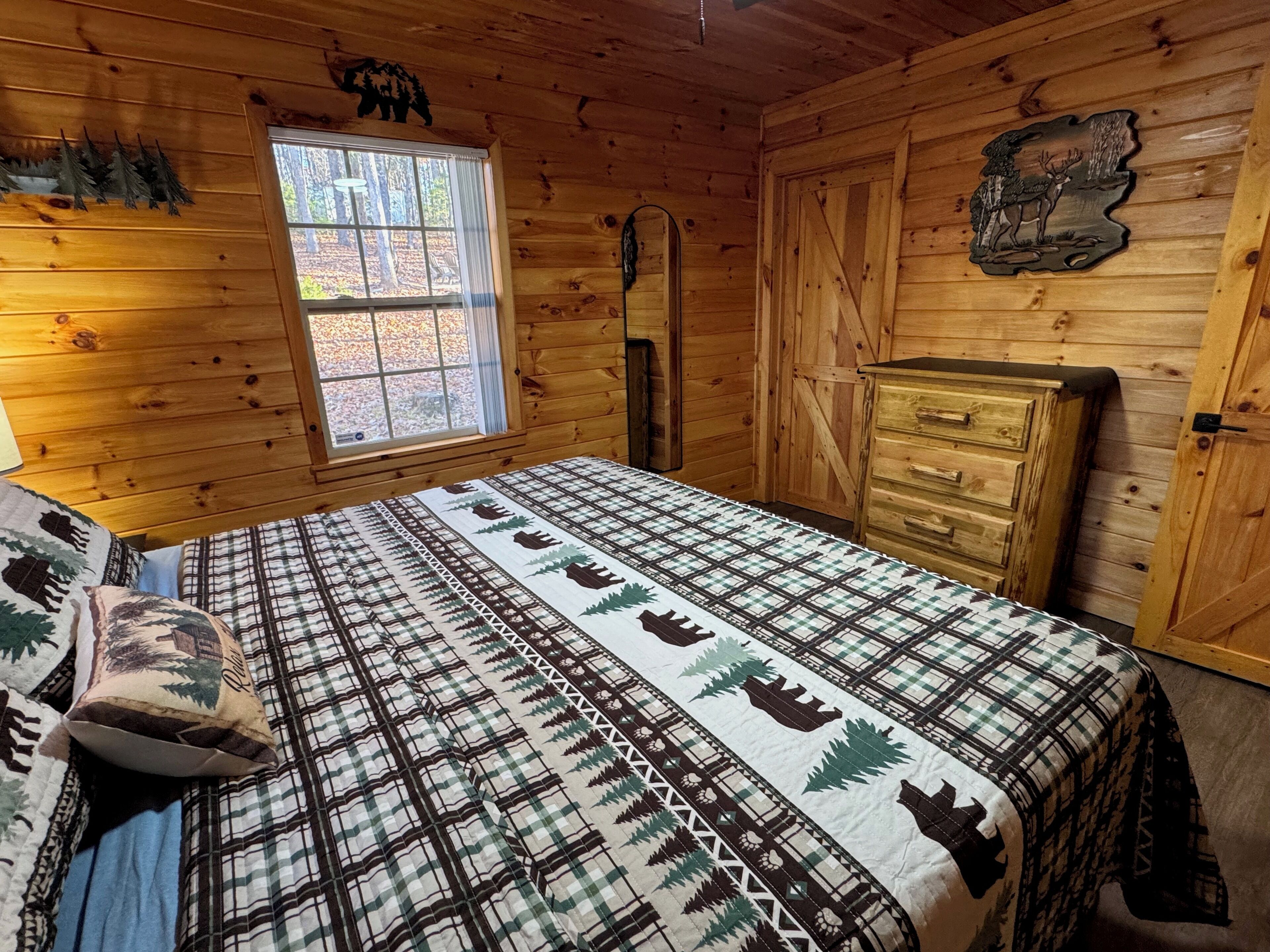 3 Schlafzimmer, Schreibtisch, Bügeleisen/Bügelbrett, kostenloses WLAN