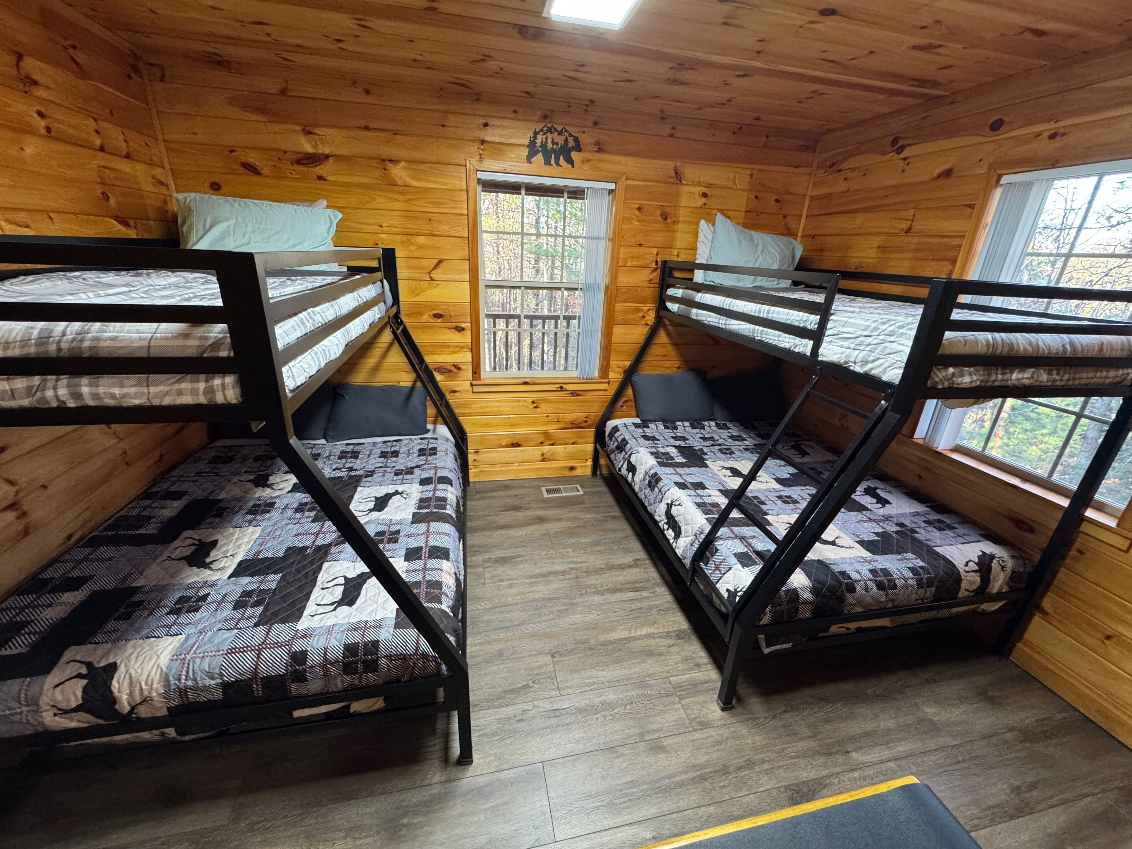 3 chambres, bureau, fer et planche à repasser, Wi-Fi gratuit