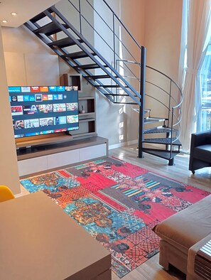 Apartment | Living area
