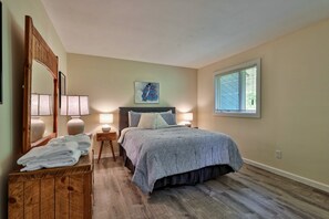 3 chambres, fer et planche à repasser, Wi-Fi gratuit, draps fournis