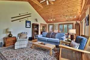 TV connectée, cheminée