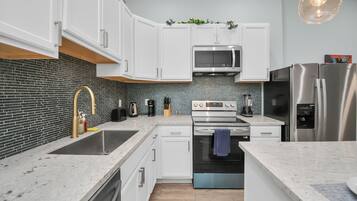 Microwave, oven, stovetop, dishwasher