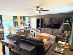 تلفزيون ذكي