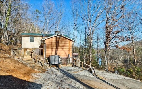 Sugar Shack Cozy 3-bdrm near Sugar Hollow Marina on Norris Lake, & ATV Trails