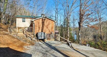 Sugar Shack Cozy 3-bdrm near Sugar Hollow Marina on Norris Lake, & ATV Trails