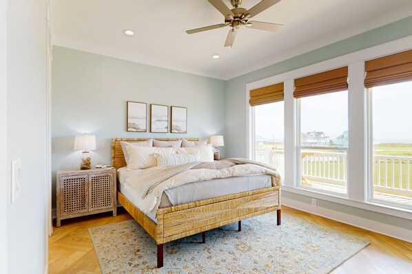 3 bedrooms, desk, free WiFi, bed sheets