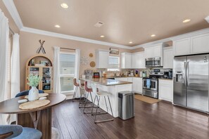 Fridge, microwave, oven, stovetop - Escape | Steps to Beach | Large Deck | Group Ready (Crystal Beach)