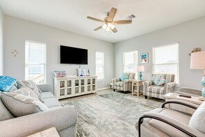 TV, DVD player - Stylish | New-Build | Steps to Beach | Gulf Views (Crystal Beach)
