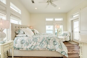 3 bedrooms, desk, free WiFi, bed sheets